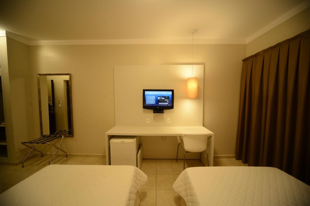 Indaia Park Hotel كامبو غراندي الغرفة الصورة